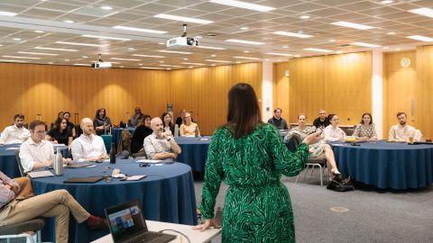 Impact in Wine speaker