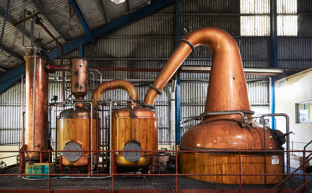 Double retort pot still